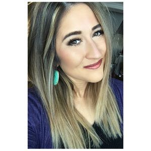 Meet your Posher, Kristin